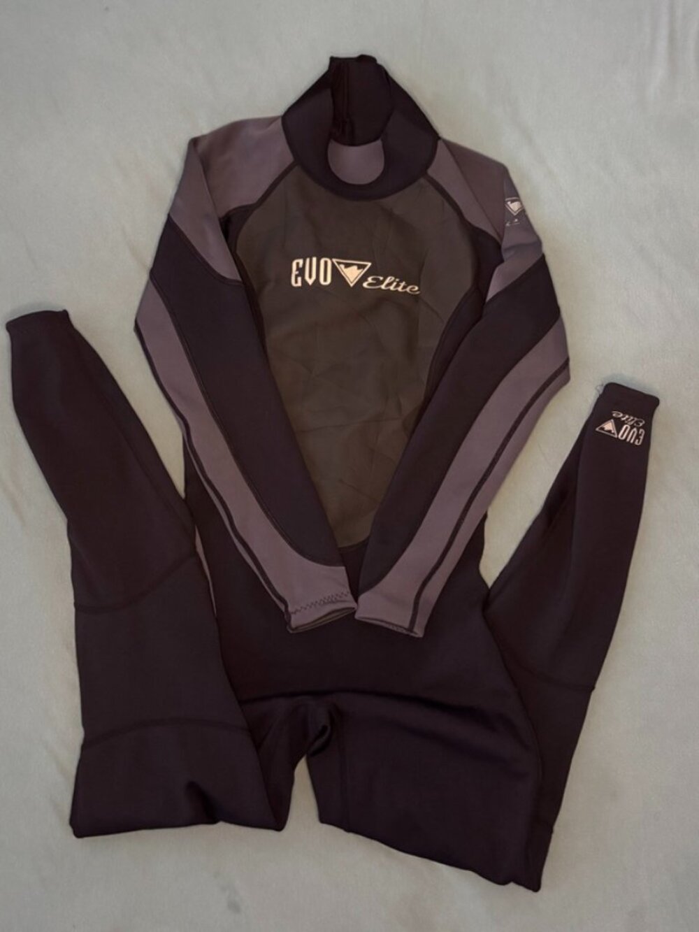 EVO Elite Women's 3mm Full Wetsuit Size 7/8 Black Gray Dive Scuba Surf